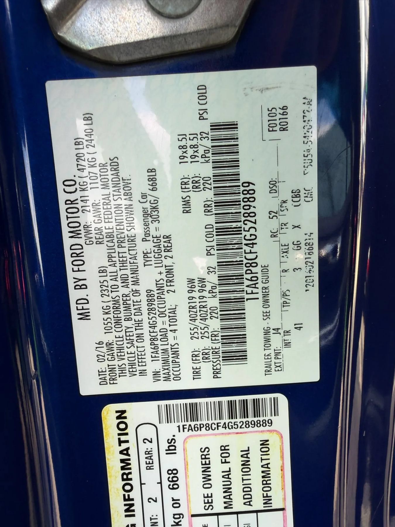 Used 2016 Ford Mustang GT Premium w/ Equipment Group 401A RWD image 36