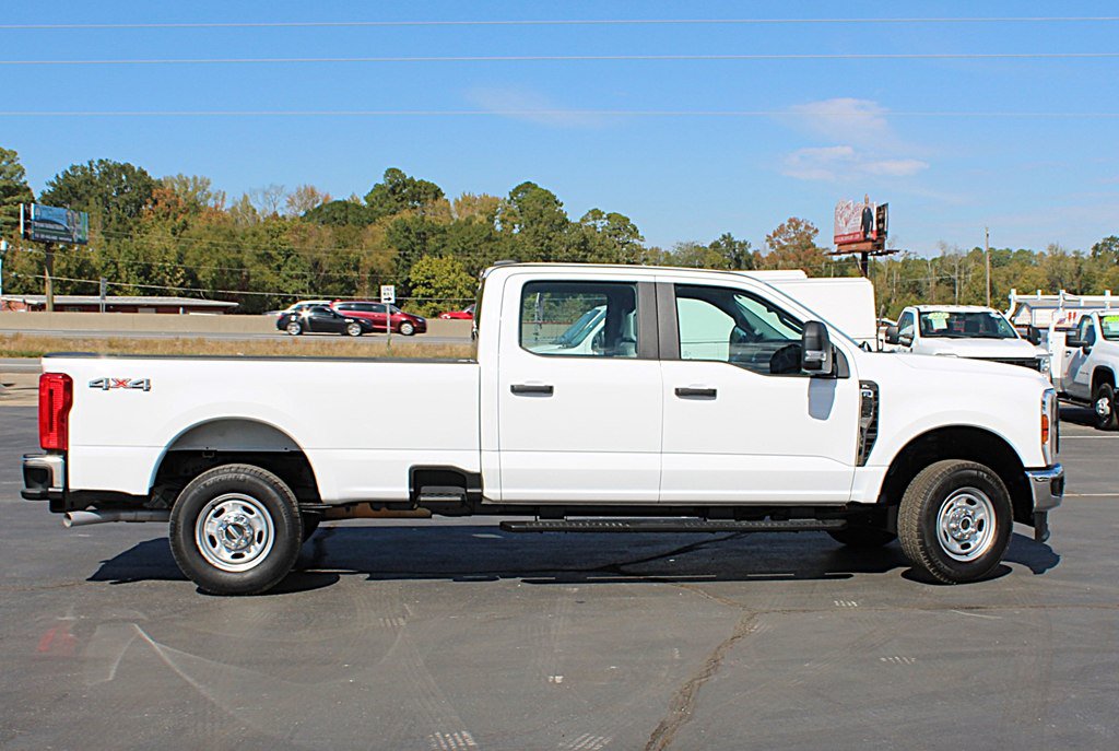 Used 2024 Ford F250 XL w/ XL Driver Assist Package AWD/4WD image 8