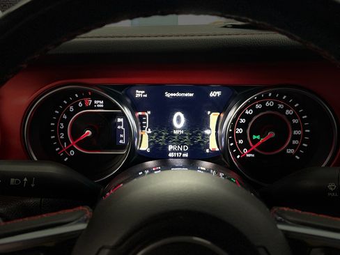 Used 2020 Jeep Gladiator Rubicon AWD/4WD image 18