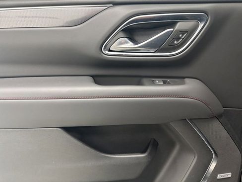 Used 2024 Chevrolet Suburban RST w/ Luxury Package image 27