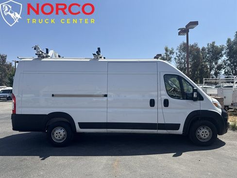 Used 2023 RAM ProMaster 3500 FWD image 1