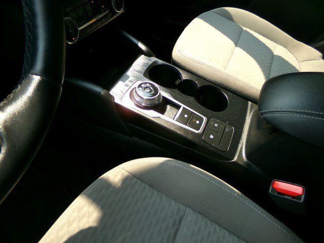 Used 2022 Ford Escape SE w/ Convenience Package AWD/4WD image 13
