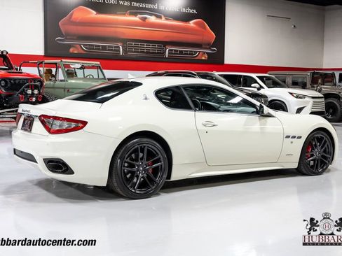 Used 2018 Maserati GranTurismo Sport RWD image 8