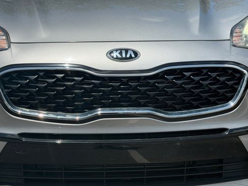 Certified 2021 Kia Sportage LX FWD image 34