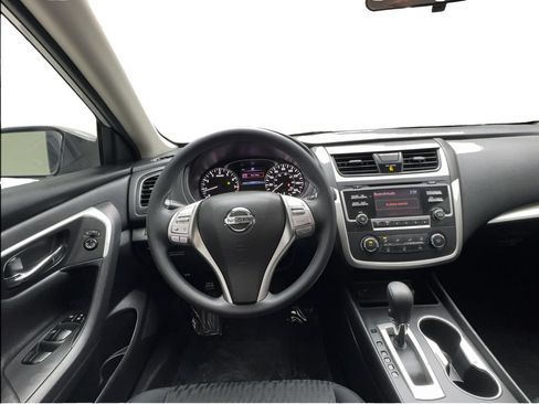 Used 2018 Nissan Altima 2.5 S w/ S Convenience Package FWD image 34