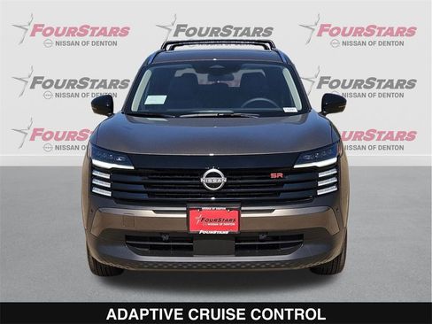 New 2026 Nissan Kicks SR image 10