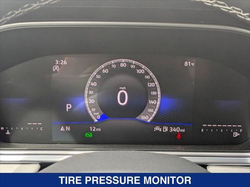 New 2026 Volkswagen Taos SE FWD image 10