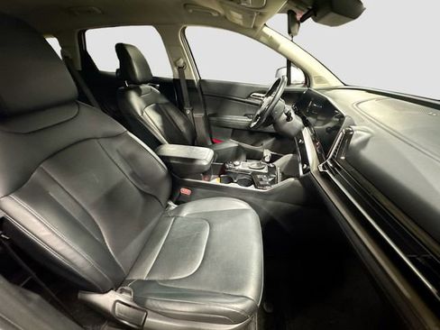 Used 2024 Kia Sportage EX image 28