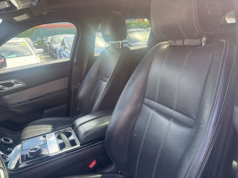 Used 2020 Land Rover Range Rover Velar R-Dynamic S AWD/4WD image 37