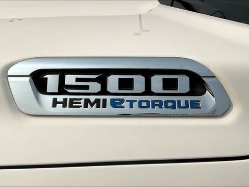 Used 2023 RAM 1500 Laramie image 26