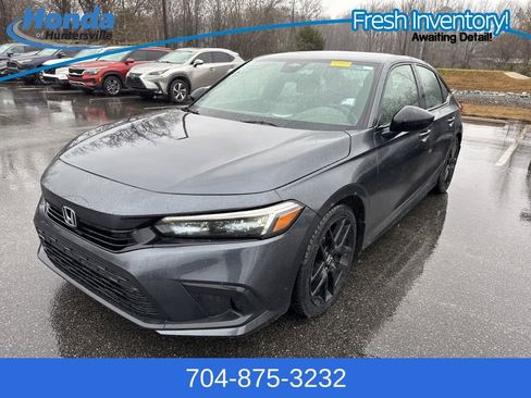 Used 2023 Honda Civic Sport image 4