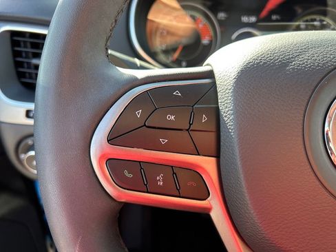 Used 2022 Jeep Cherokee Latitude Lux image 16