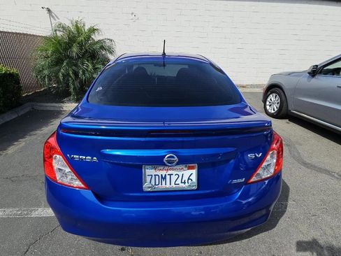 Used 2014 Nissan Versa SV image 5