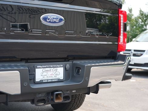 Used 2024 Ford F350 Lariat w/ Lariat Ultimate Package AWD/4WD image 10
