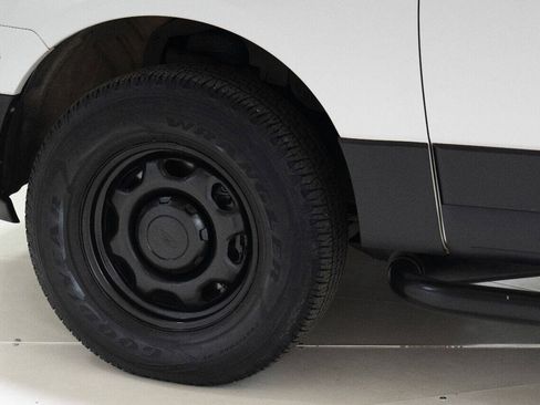 Used 2015 Ford Expedition XL RWD image 19