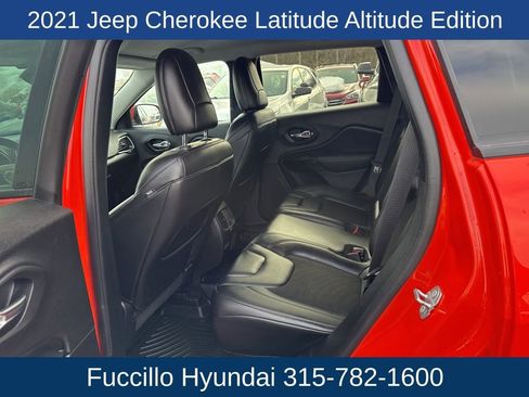 Used 2021 Jeep Cherokee Latitude Plus image 28