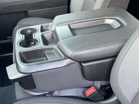 Certified 2022 Chevrolet Silverado 1500 LT image 34