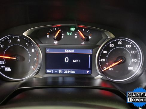 Used 2025 Chevrolet Blazer LT FWD image 19