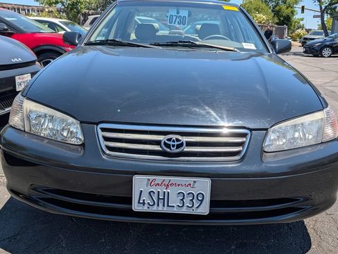 Used 2001 Toyota Camry LE FWD image 8