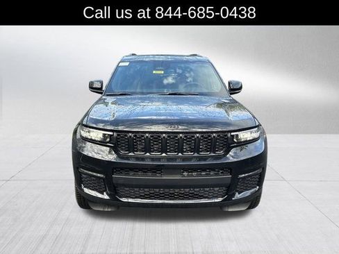 New 2025 Jeep Grand Cherokee L Limited w/ Black Appearance Package image 2