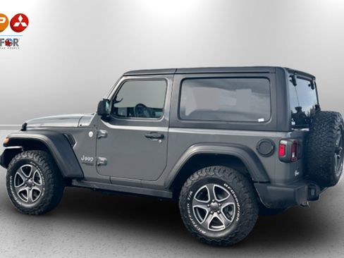 Used 2020 Jeep Wrangler Sport image 6