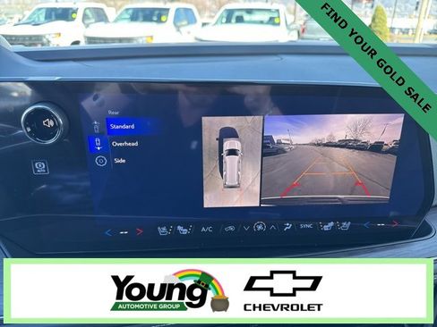 New 2026 Chevrolet Suburban Premier image 31