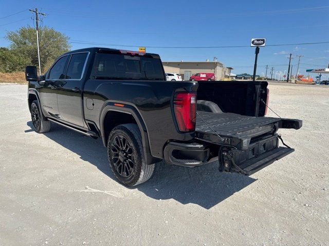 Used 2024 GMC Sierra 2500 Denali Ultimate w/ Snow Plow Prep/Camper Package AWD/4WD image 4