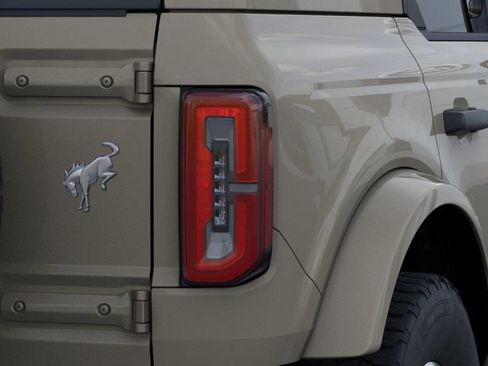 New 2026 Ford Bronco Outer Banks AWD/4WD image 23