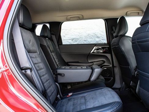 New 2025 Mitsubishi Outlander SE AWD/4WD image 39