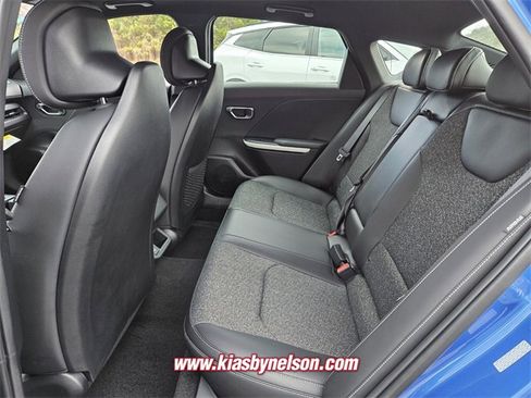 New 2025 Kia K4 GT-Line image 6