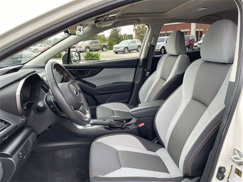 Used 2023 Subaru Crosstrek 2.0i Premium image 19