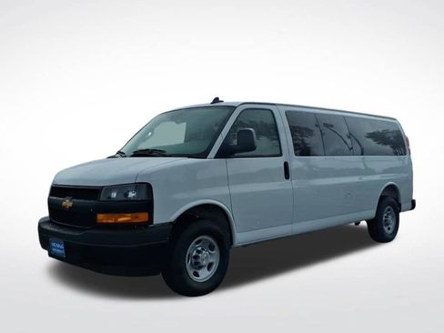 New 2026 Chevrolet Express 3500 LS RWD image 8