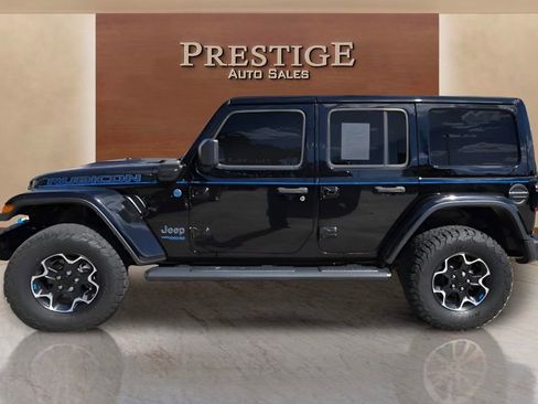 Used 2022 Jeep Wrangler Unlimited Rubicon 4xe w/ Steel Bumper Group AWD/4WD image 16