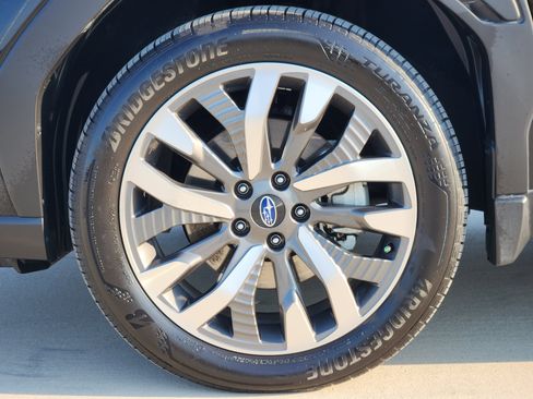 Used 2025 Subaru Forester Touring w/ Popular Package - Touring image 11