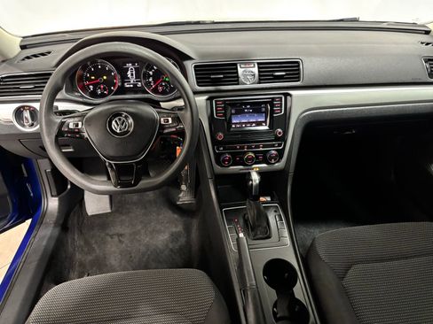Used 2017 Volkswagen Passat 1.8T S image 19