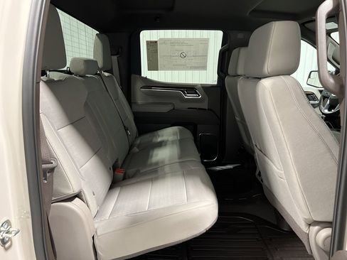 New 2026 GMC Sierra 1500 SLE image 26