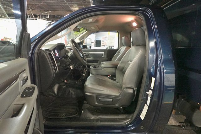 Used 2016 RAM 5500 Tradesman w/ Power Accessory Group AWD/4WD image 9
