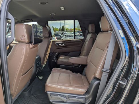 Certified 2024 Chevrolet Tahoe High Country AWD/4WD image 33