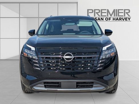 New 2026 Nissan Pathfinder SL FWD image 8