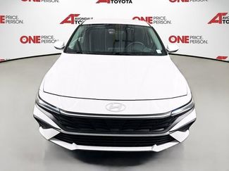Used 2024 Hyundai Elantra SEL video 2