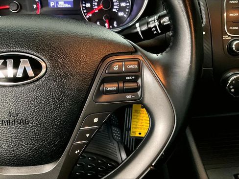 Used 2016 Kia Forte Koup EX FWD image 20