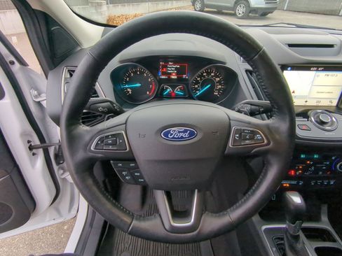 Used 2018 Ford Escape Titanium image 26