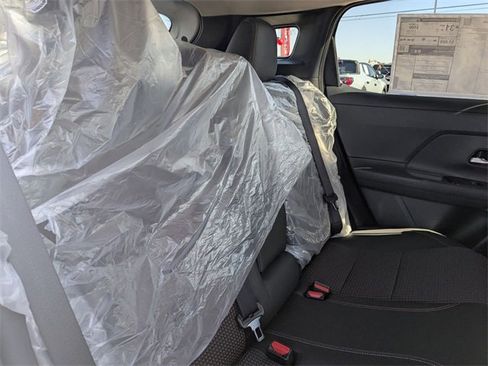 New 2026 Nissan Kicks SR image 30