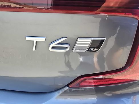 Used 2017 Volvo S90 T6 Inscription w/ Vision Package AWD/4WD image 31