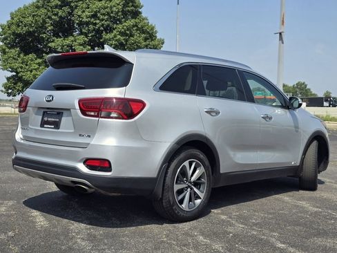 Used 2019 Kia Sorento EX w/ EX Touring Package AWD/4WD image 18