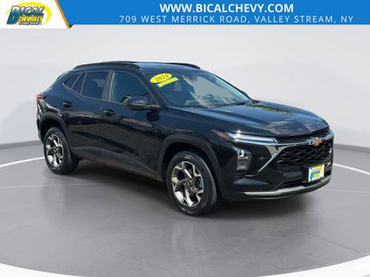 Used 2024 Chevrolet Trax LT w/ Driver Confidence Package