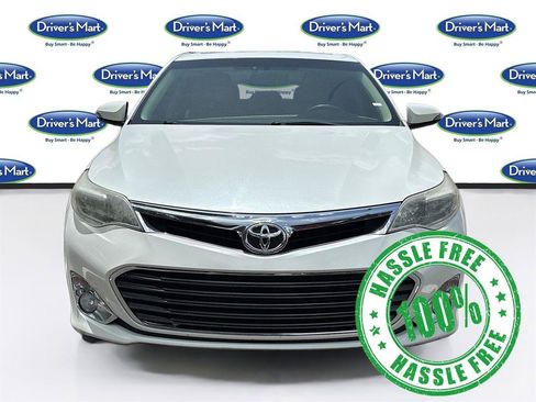 Used 2014 Toyota Avalon Limited FWD image 2
