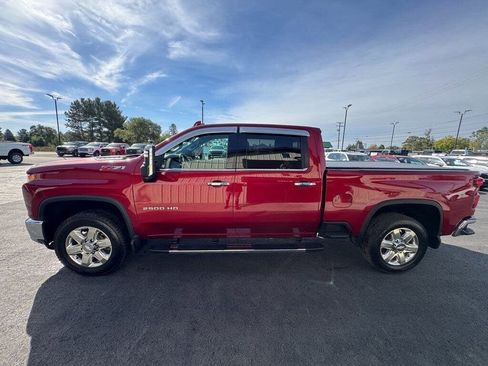 Used 2020 Chevrolet Silverado 2500 LTZ w/ LTZ Convenience Package AWD/4WD image 6