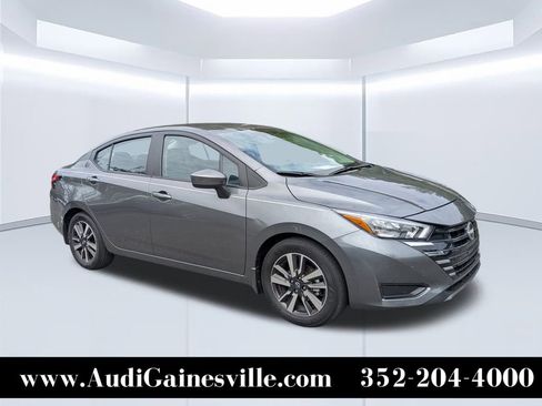 Used 2025 Nissan Versa SV w/ Trunk Package FWD image 1