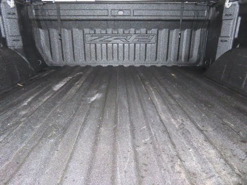 Used 2023 Chevrolet Silverado 1500 ZR2 w/ Technology Package image 43